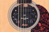 SH PMG-W Wireless PanaMag Acoustic Pickup & Preamp in guitar soundhole